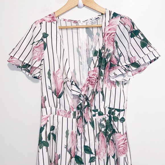 Fashion Nova Floral print jumpsuit Large - Picture 5 of 16